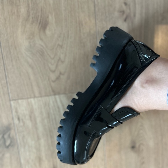 Patent Vegan Leather Loafer - Chunky Heal - Picture 3 of 5